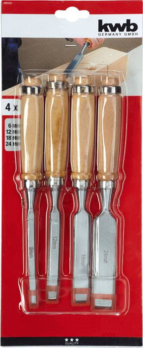 Four chisels with wooden handles, packaged in a blister pack. Sizes: 6mm, 12mm, 18mm, 24mm. Brand 'kwb Germany GmbH'.