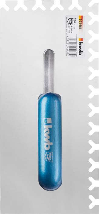 Blue tool handle with 'kwb' inscription. Metal rod protruding from the handle. Hanging on packaging with product information.