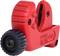 Red pipe cutter with black rotary knob. Suitable for precisely cutting pipes with a diameter of 3 to 28 mm.
