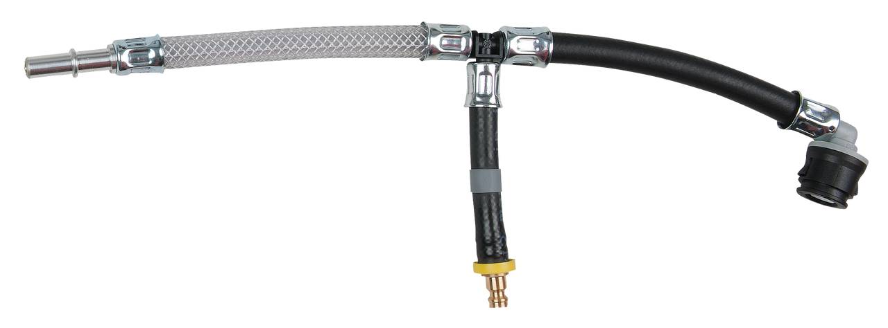 A flexible metal hose connects two rubber hoses with metal fittings at the end. The hose is used for gas or liquid transmission.