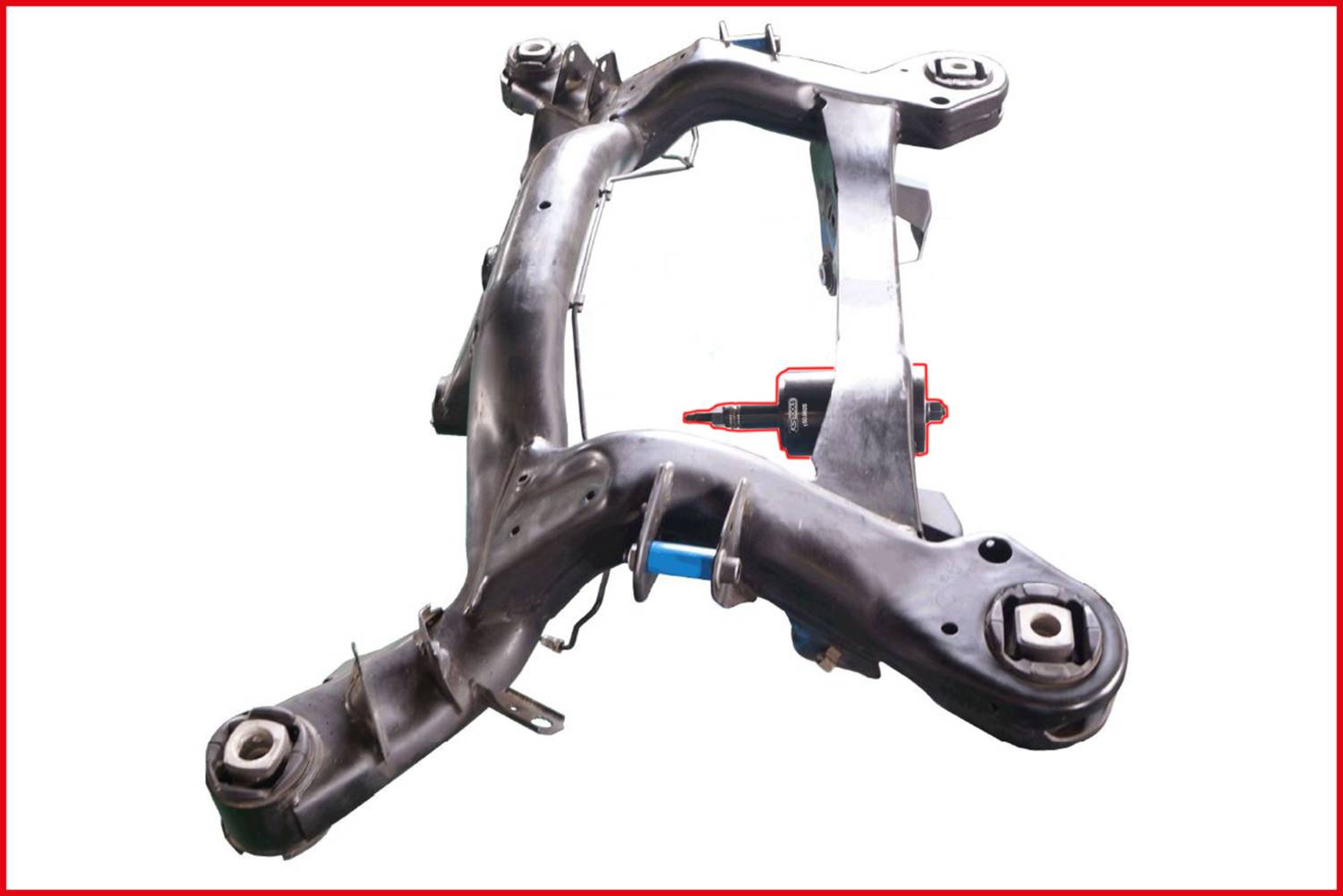 'Vehicle suspension component: Metal frame with mounting points and joints, primarily for connecting the wheel and chassis.'<br><br>Note: This translation is already quite close to British English, with only minor adjustments to terminology and phrasing.