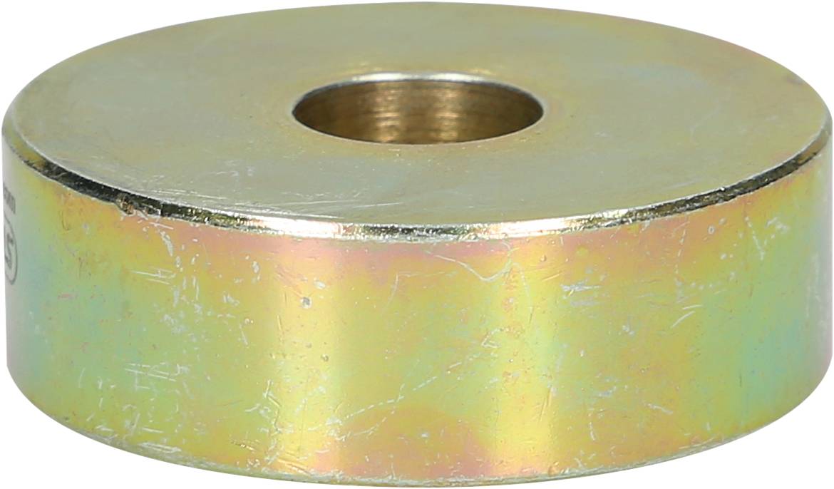 Round, flat magnet with a central hole, gold-coloured. Used for fastening purposes.