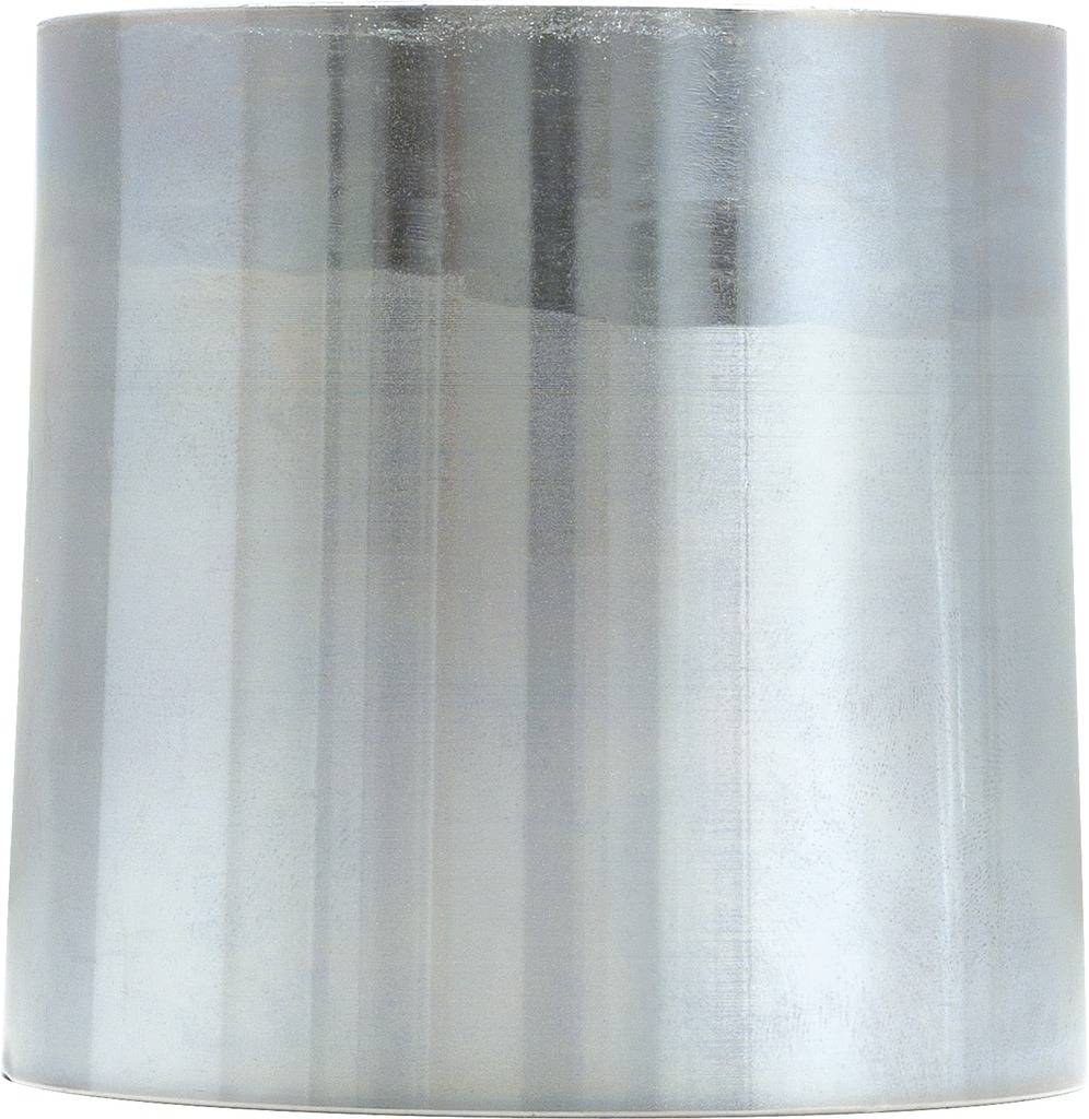 Metal cylinder, silver-grey and shiny, with a homogeneous surface.