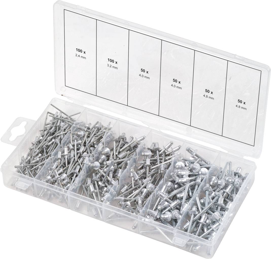 Plastic box with compartments, filled with screws of various sizes. The compartments are labelled with quantities and diameters.