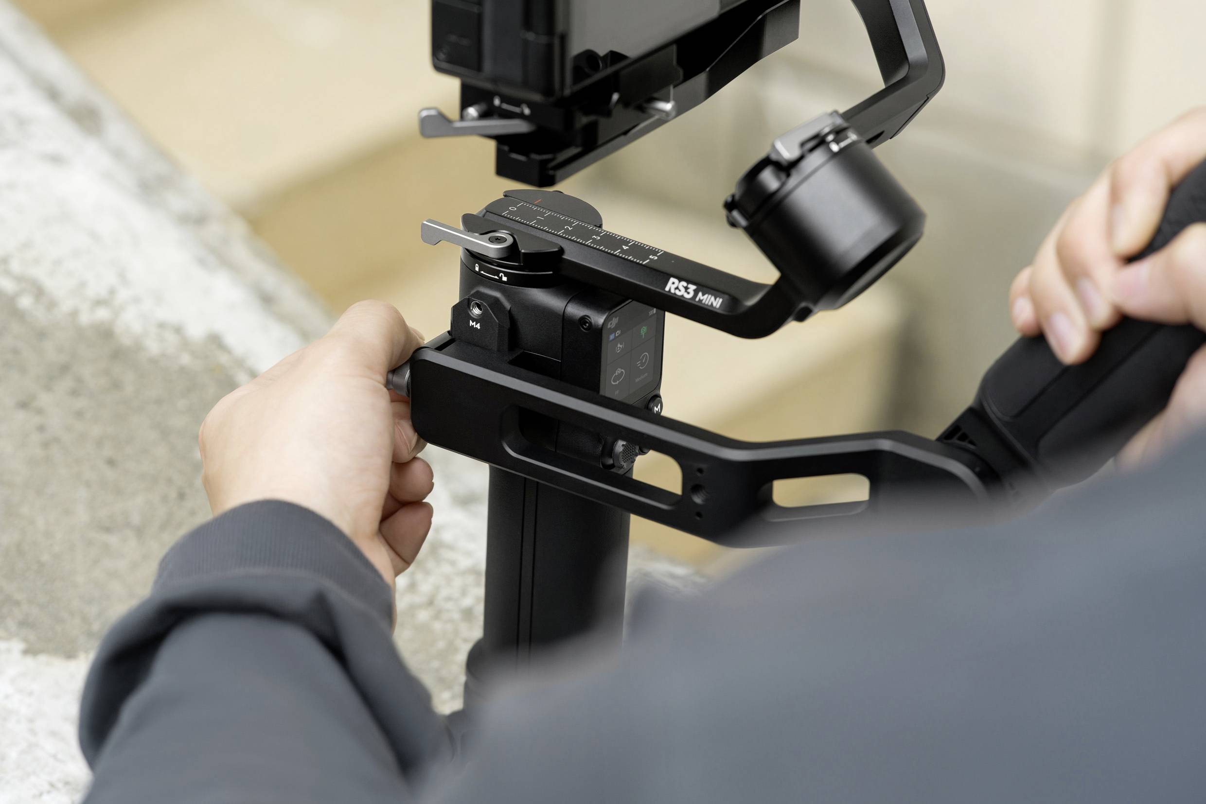 DJI RS 3 Mini Gimbal (electronic) 1/4