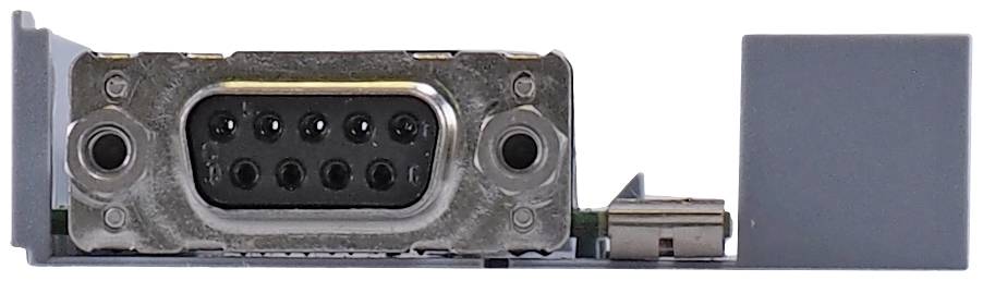 '9-pin D-Sub socket on a computer card'