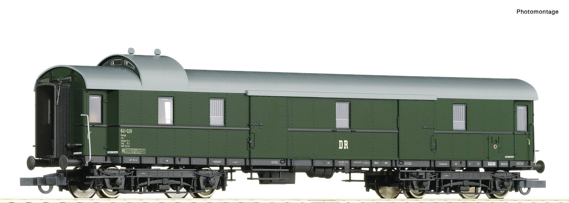 Image of Roco 74864 H0 standard luggage wagon of DR