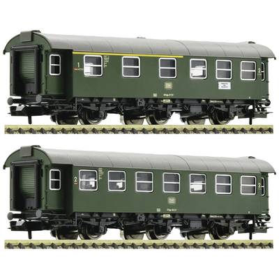 Two green model railway passenger carriages on tracks, type Bnb731 of the DB. Each carriage has four doors and is marked with the number '2'.