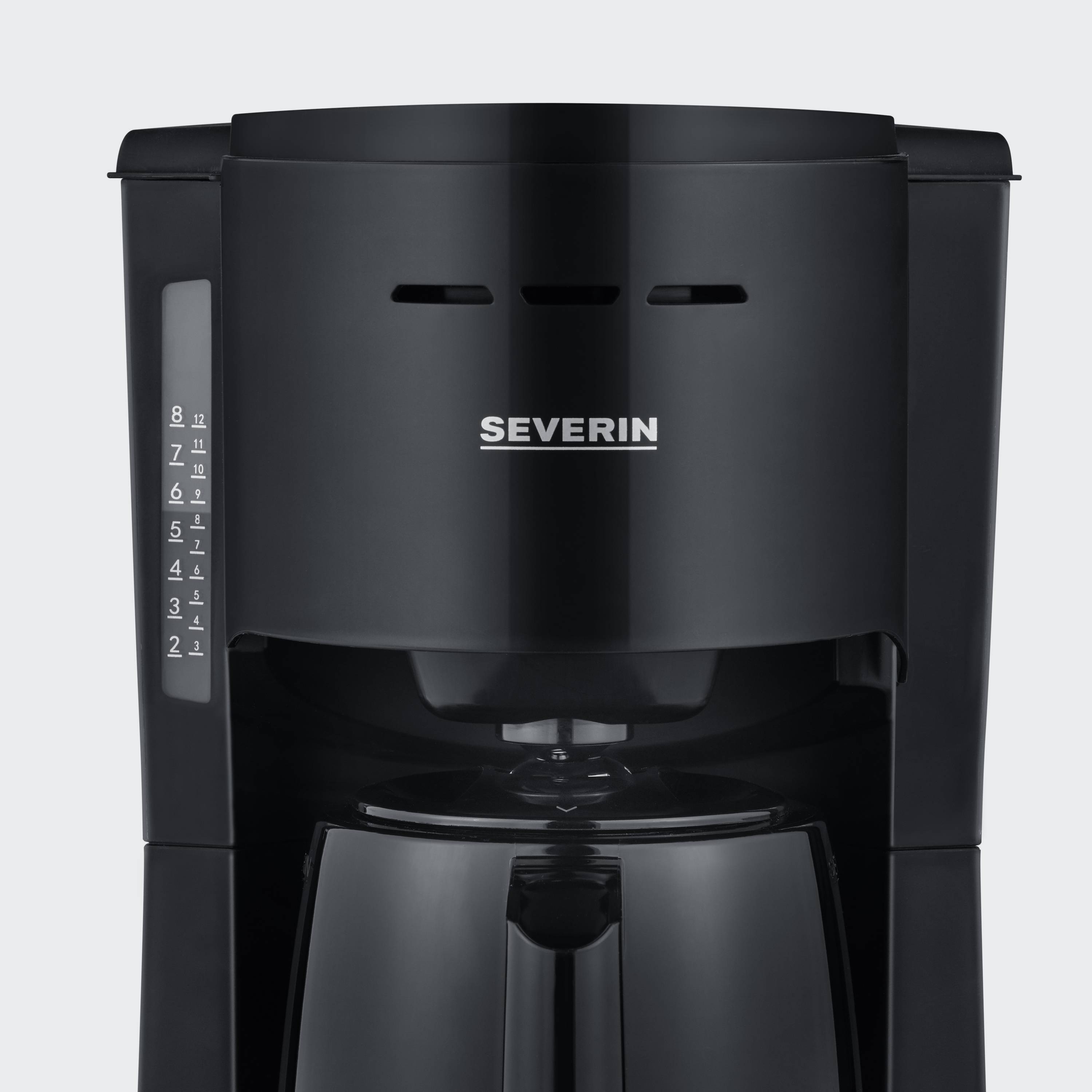 Black coffee machine by Severin with water level indicator on the left-hand side.