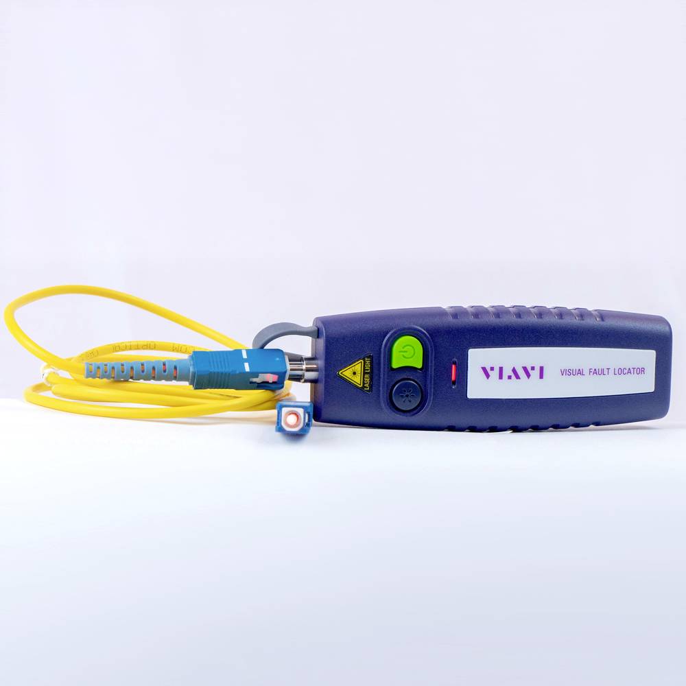 A blue device for visual fault location with a connected yellow fibre optic cable. On the right side is written 'VIAVI'.