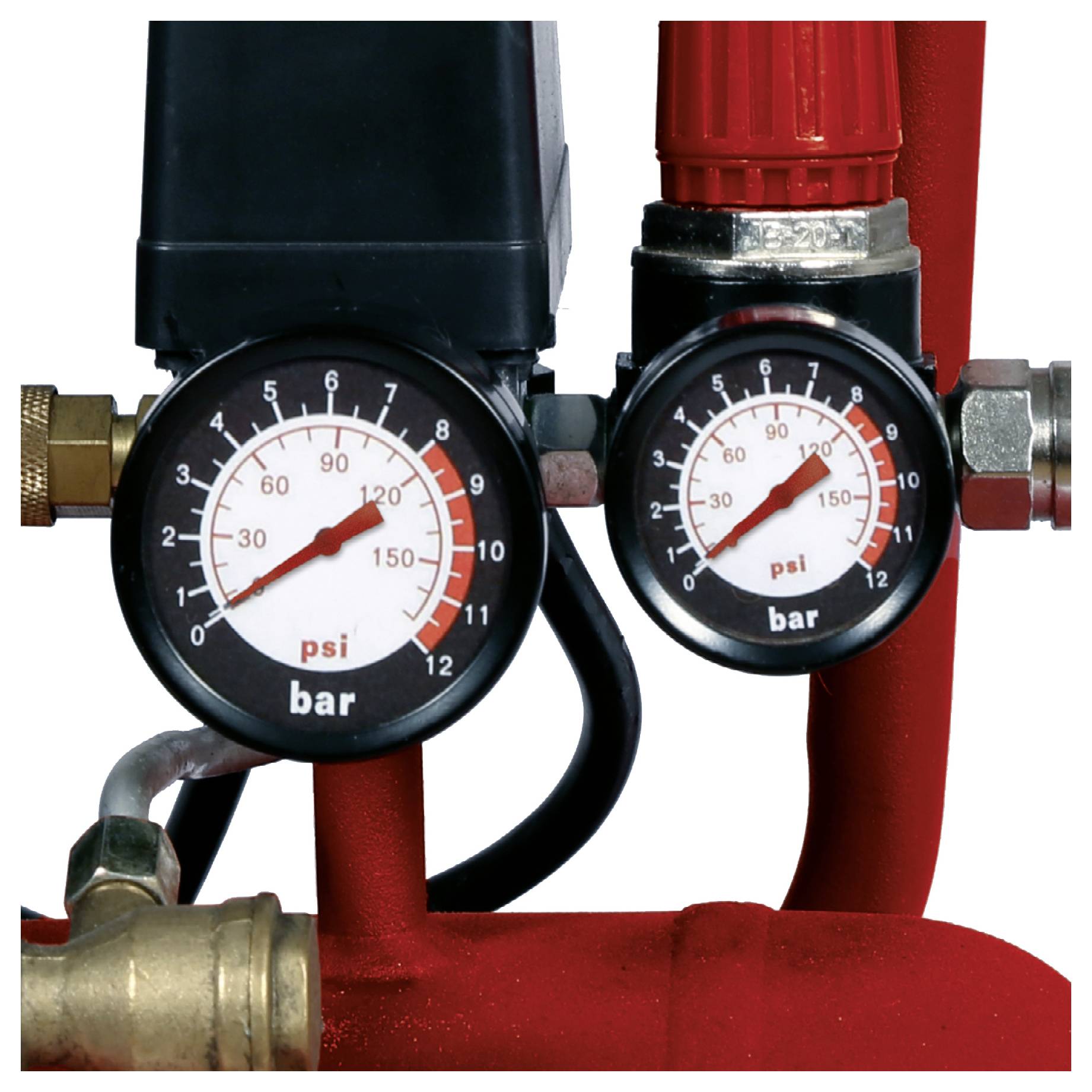 Two pressure gauges on red and black piping, showing readings in bar and psi; larger left gauge around 4 bar, smaller right gauge around 2 bar.<br>