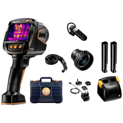 Thermal imaging camera set with camera, lens attachments, charging devices, carry case and accessories. Ideal for temperature measurements and analyses.