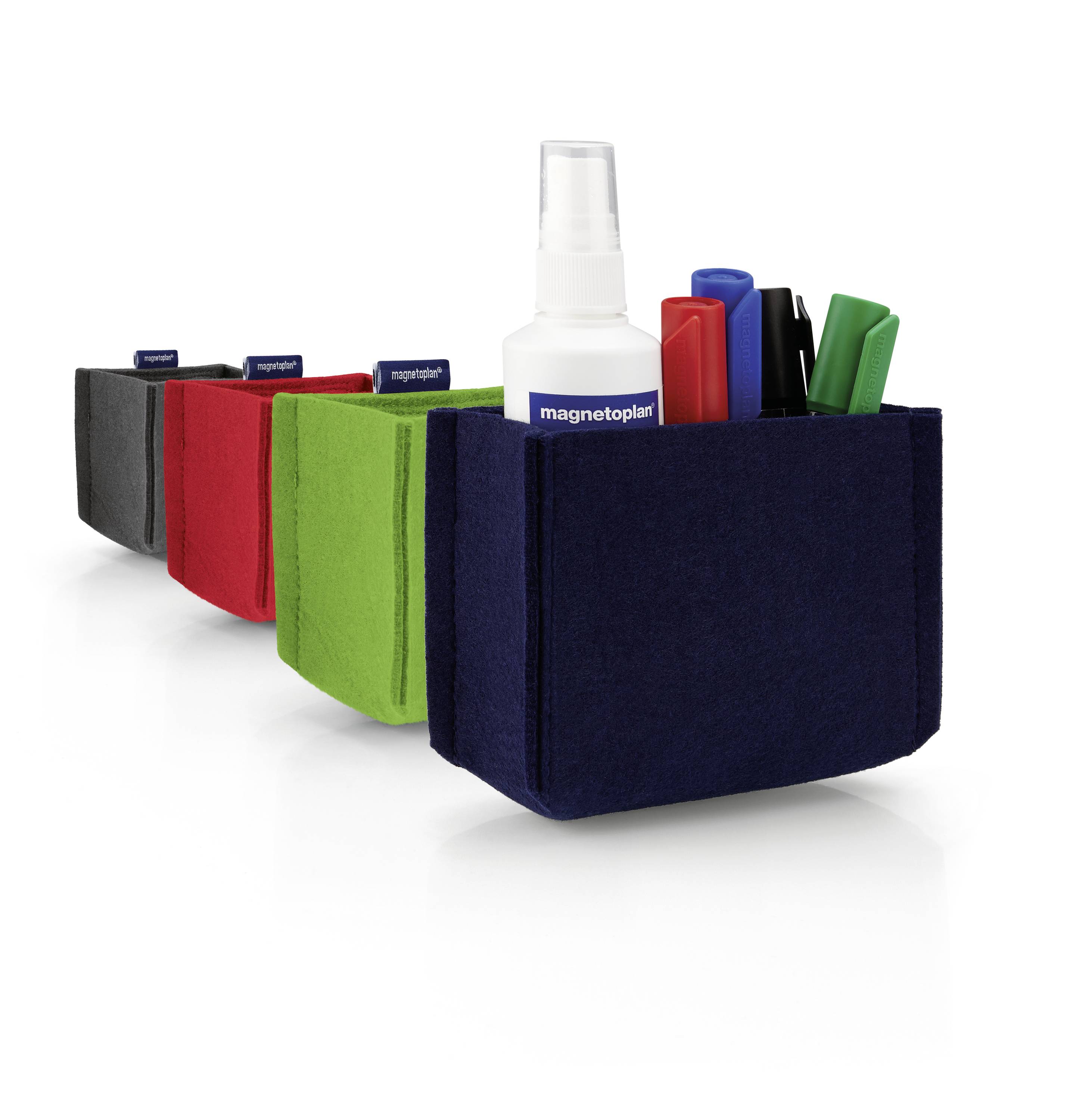Four coloured felt bags contain pens and a cleaning spray, arranged in a row.