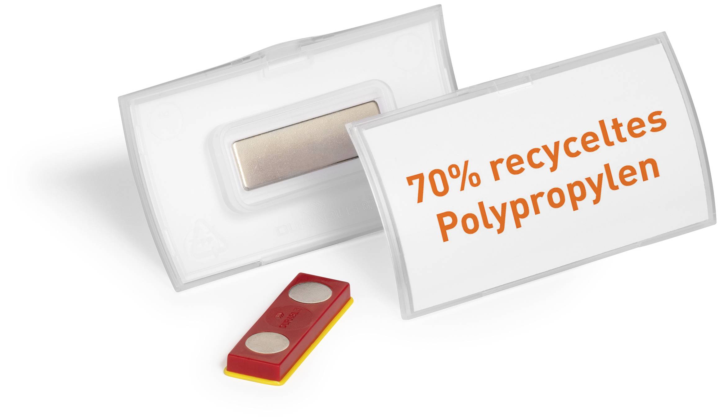 Two plastic components and a red magnetic element. A label displays '70% recycled polypropylene'.