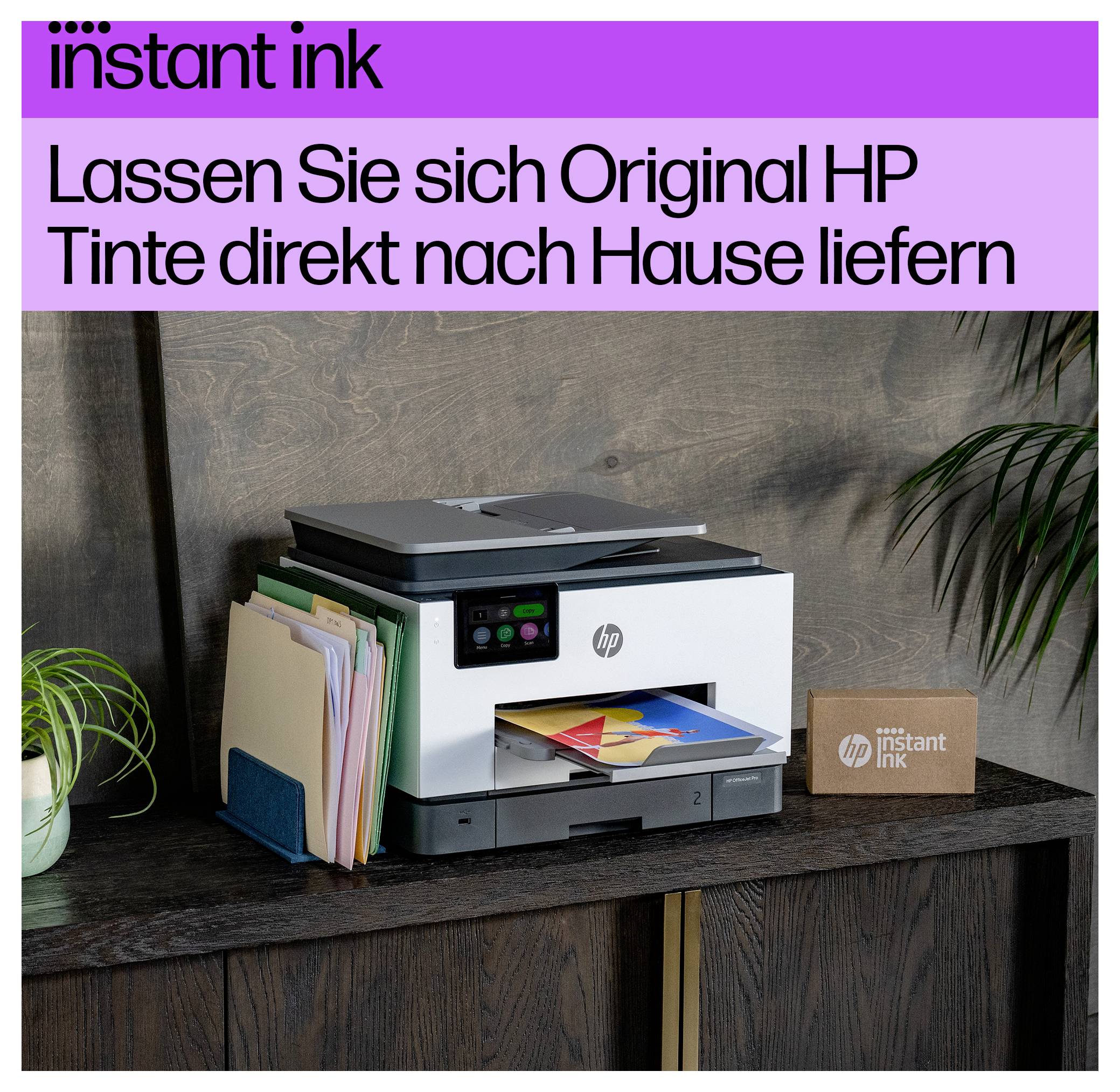 HP Instant Ink ad showing a printer on a shelf with the German text 'Lassen Sie sich Original HP Tinte direkt nach Hause liefern' and an 'instant ink' logo.<br>