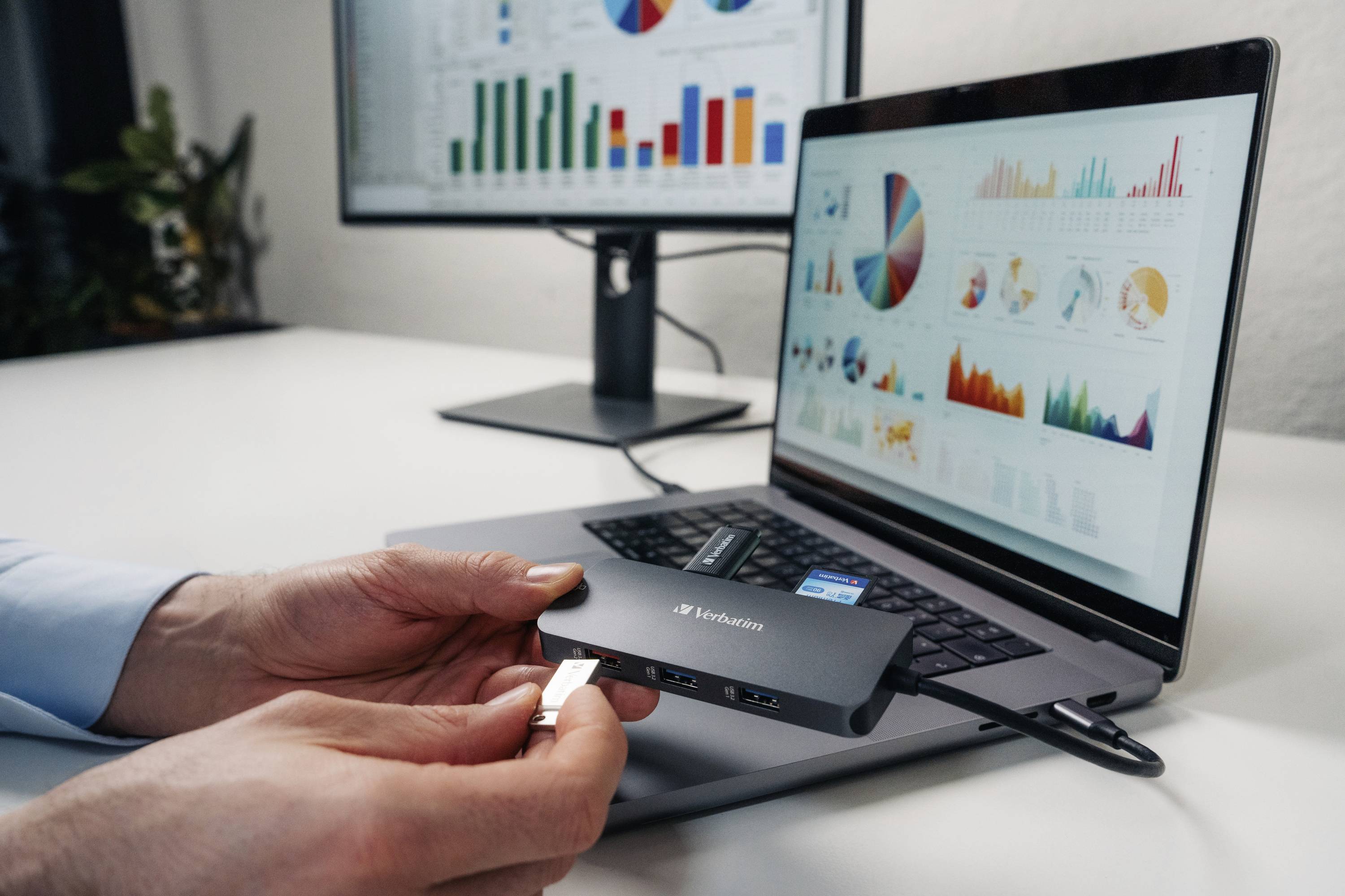 Verbatim 32152 USB hub 9 ports HDMI™, microSD, RJ45, SD, USB A (USB 3.2 1st gen), USB A (USB 3.2 1st gen), USB A (USB 3.-10