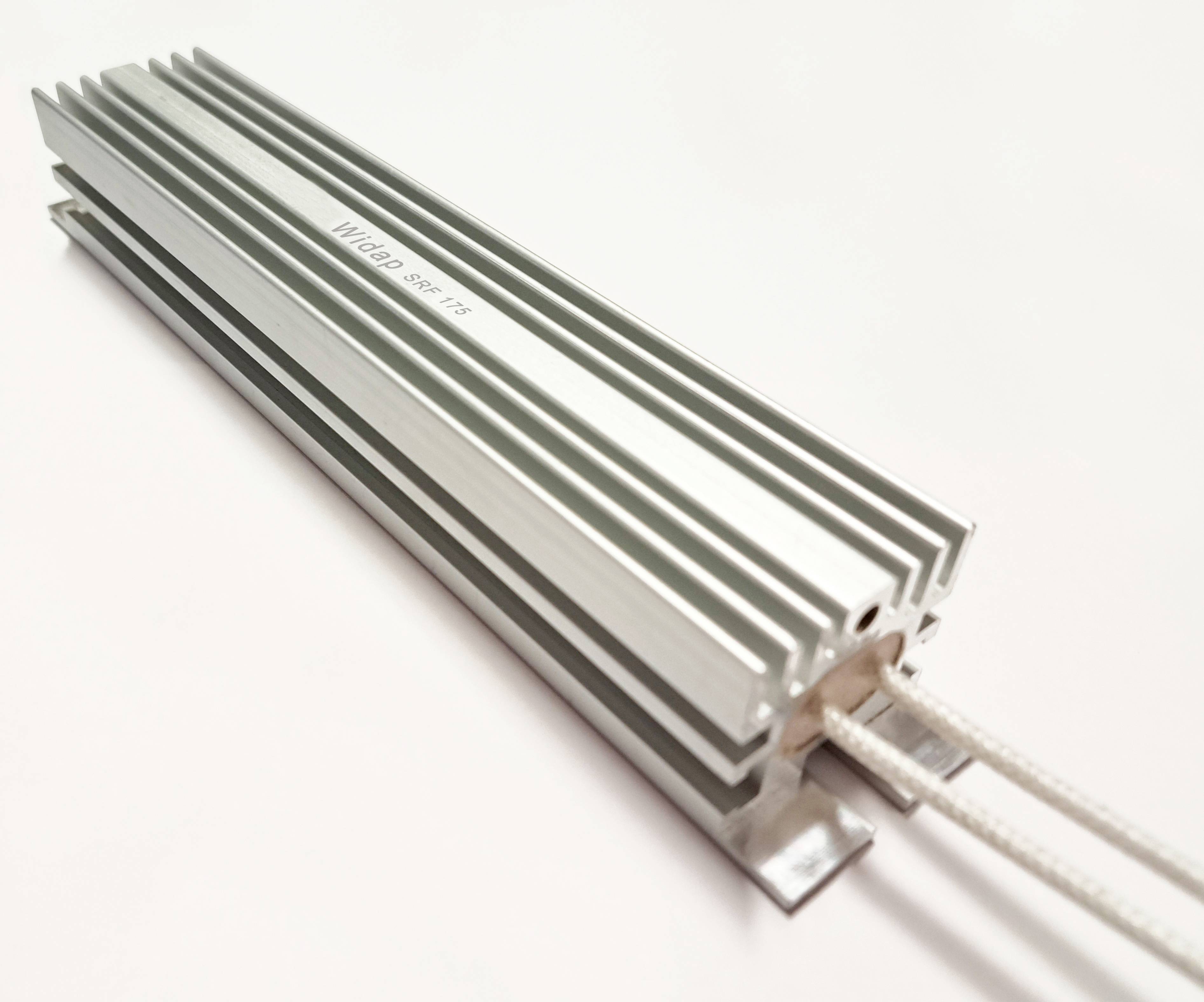 A silver heatsink with cooling fins and two protruding cables. On the left, the inscription 'Wideop sszf-75' is visible.