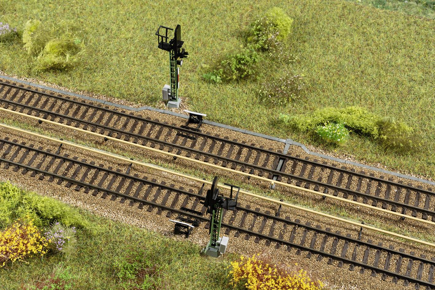 Auhagen 43689 TT Power rail accessories S-Bahn