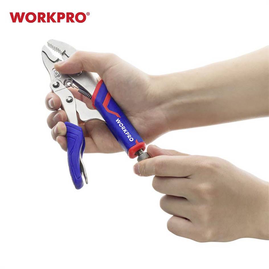 Two hands demonstrate the use of a 'WORKPRO' adjustable wrench. One hand holds the wrench, whilst the other adjusts the grip.