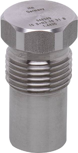 Close-up of a metal pipe with thread.