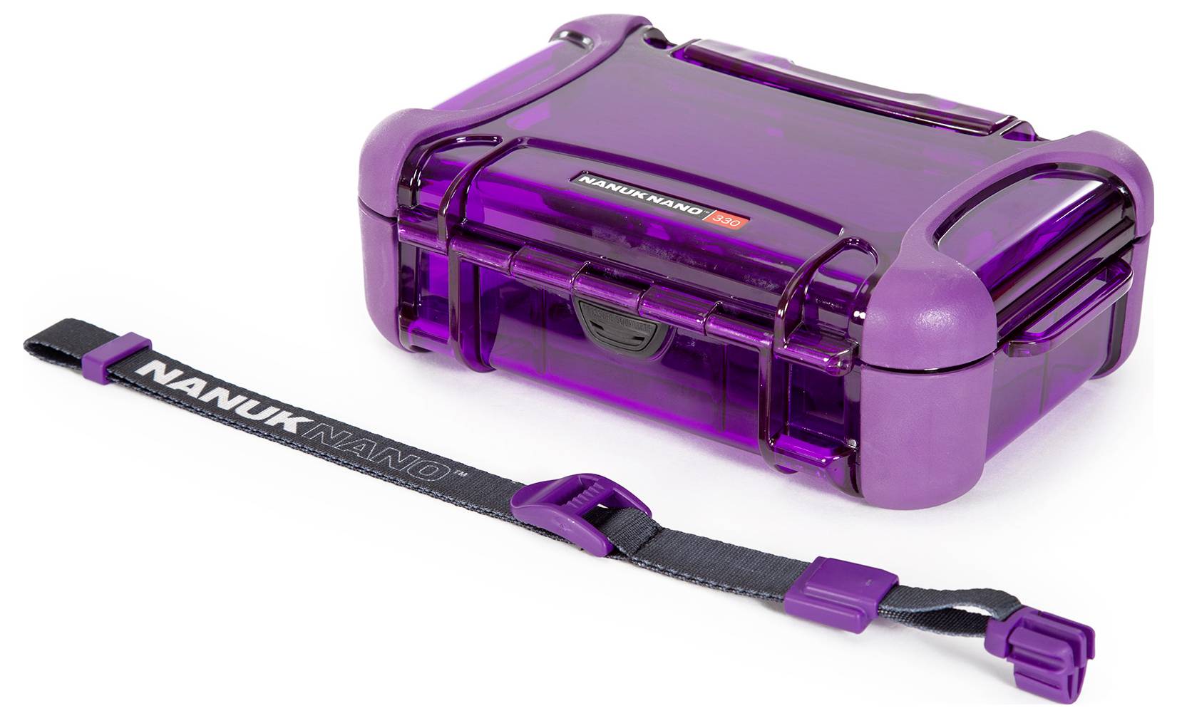 Lila Schutzbox with transparent casing and detachable black strap. Brand name 'Nanuk Nano' visible on the box and strap.