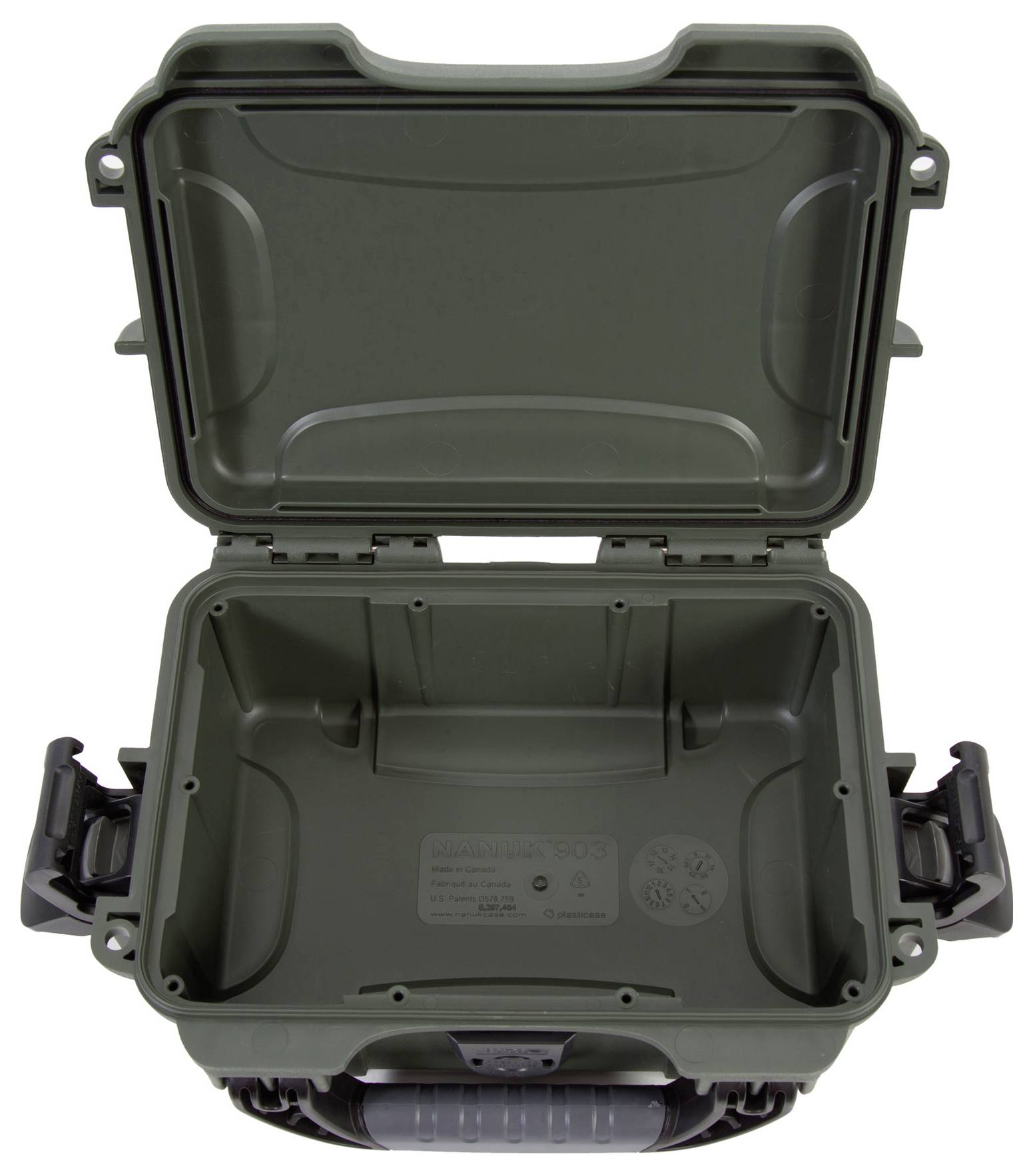 Open, spacious, robust suitcase with side handles, suitable for protecting and transporting delicate equipment.