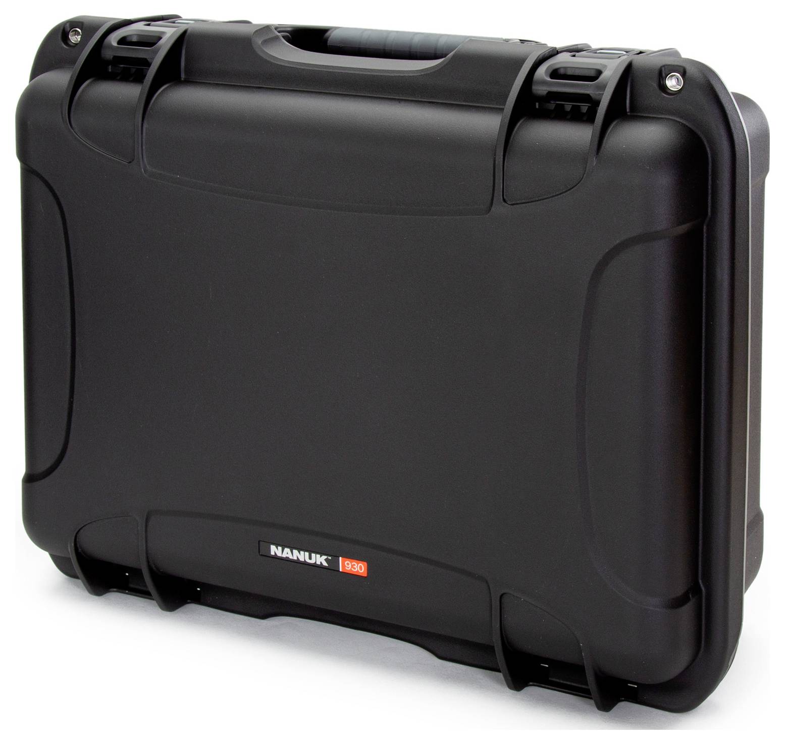 Black, robust hardcase suitcase with handle, closed. Suitable for protecting equipment or delicate items during transportation.