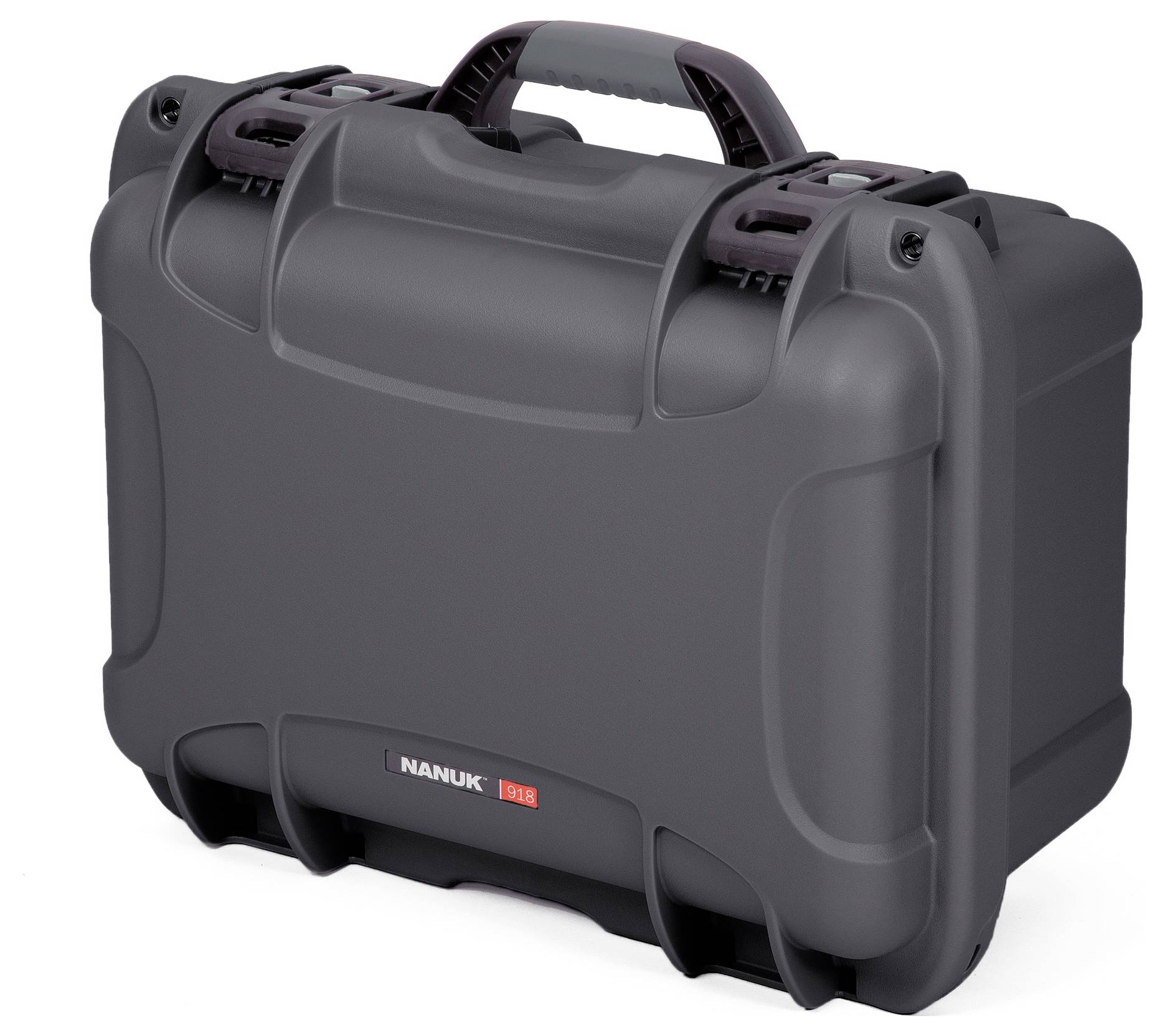 Black, robust hard-shell case with handle and locks, label 'NANUK 915'. Suitable for the secure transportation of valuable items.