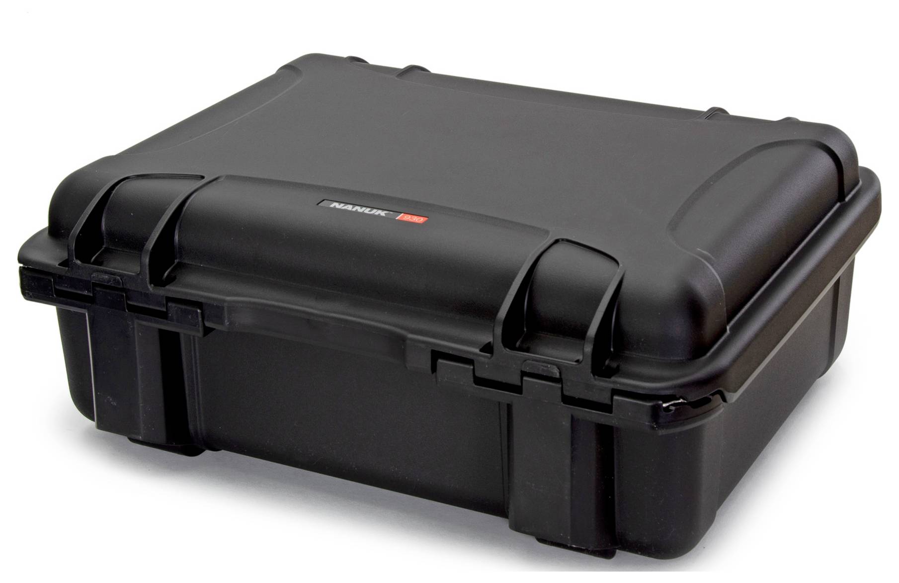 Black, robust protective case with rounded corners, reinforced edges, and a red logo on the lid. Ideal for transporting delicate items.