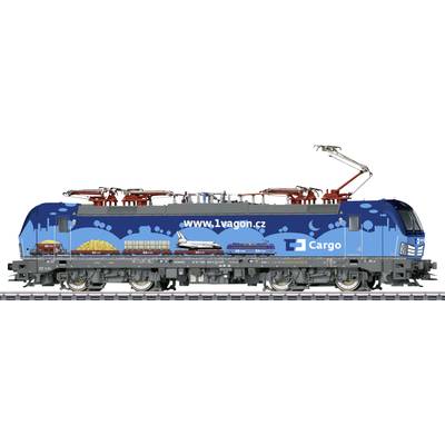 A blue-grey locomotive with the inscription 'www.1vagon.cz' and 'Cargo'. Various vehicles and freight depicted on the locomotive.