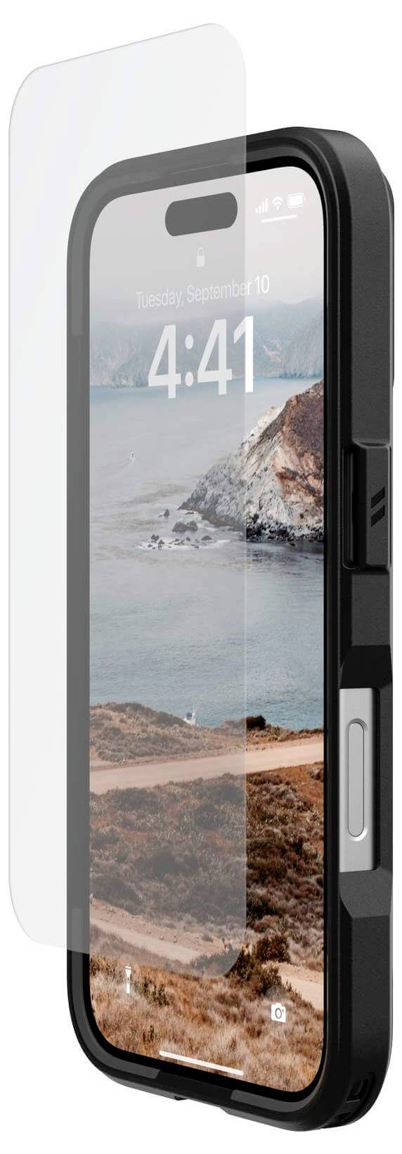 Smartphone in a robust, black protective case with an additional transparent display protector. A coastal landscape is visible on the screen.