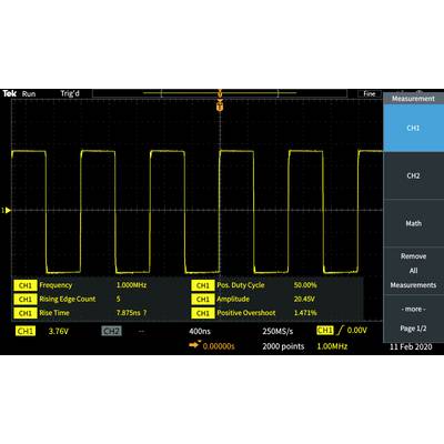 'Oscilloscope display shows a rectangular signal with 1 MHz frequency and 50% duty cycle. Measurement values are grouped on the right-hand side.'