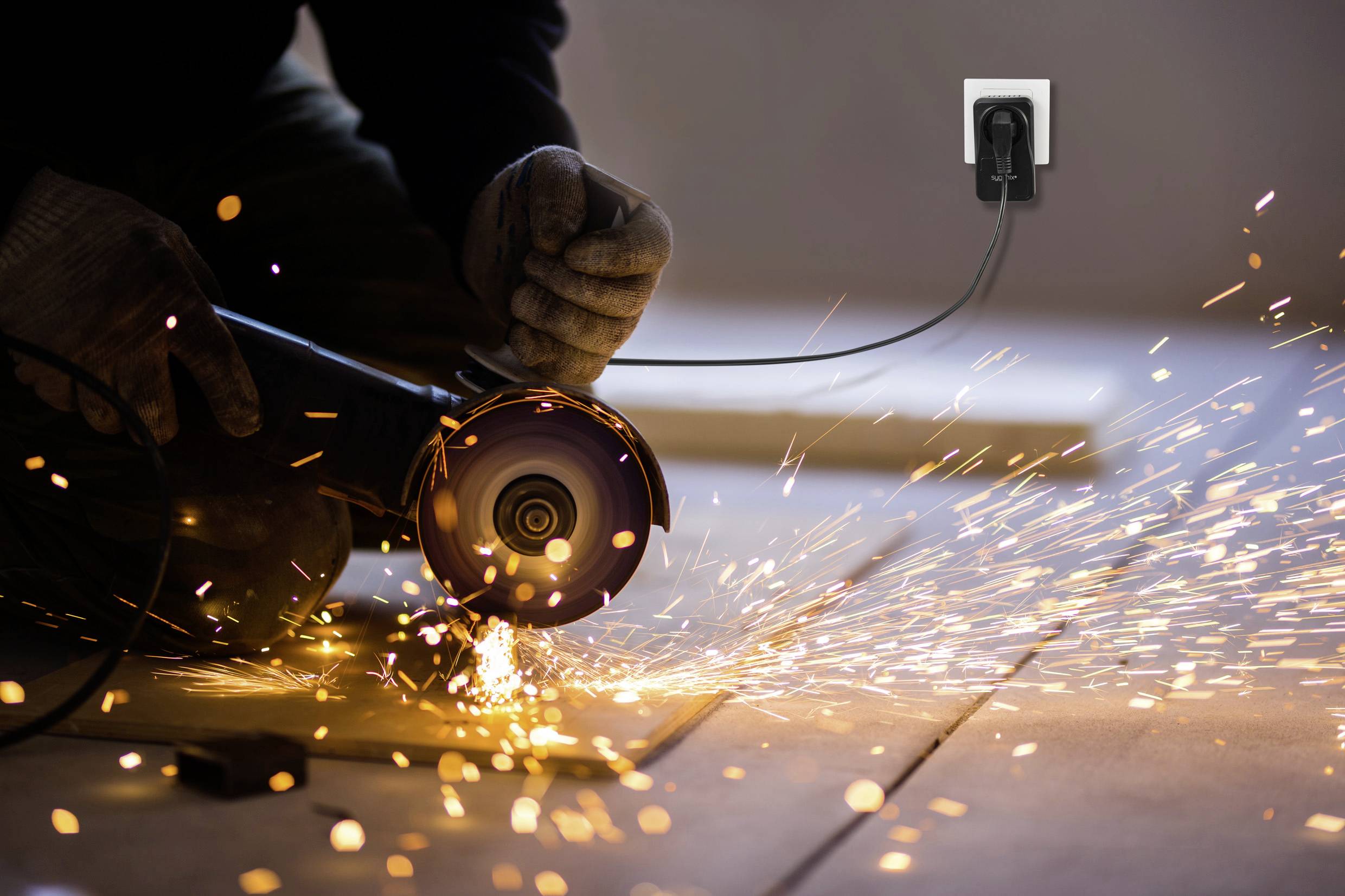 Sygonix SY-6801156 Current limiter, SX16 Black IP20-5