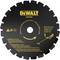 Circular saw blade by DeWalt with 125 mm diameter. Text: 'DWZBS681', 'Maximum speed', '325-335 in/lb', 'Warning: Use protection'.