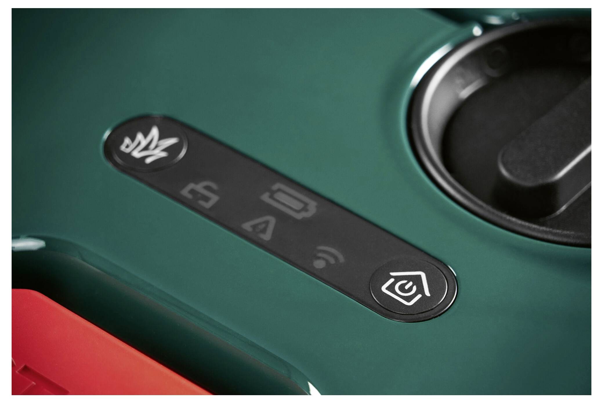 Close-up of a control panel with symbols for electricity, warning, and connectivity. Illustrates the functions of a device.