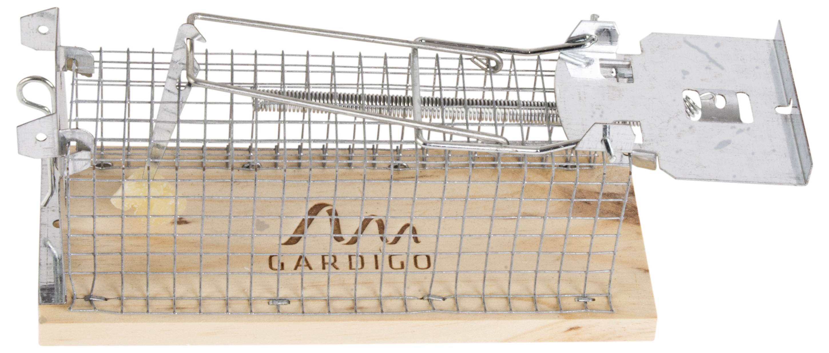 Mousetrap with wooden base and metal cage, spring mechanism set. 'Gardigo' brand marked on the wood.