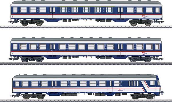 Märklin 43826 H0 set of 3 passenger coaches of Train Rental GmbH
