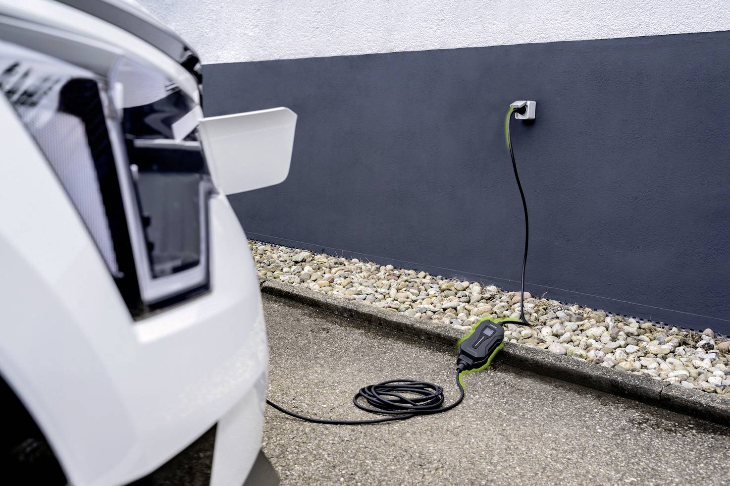 Brennenstuhl 1384010 EV charging station Type 2 10 A 2.3 kW-5