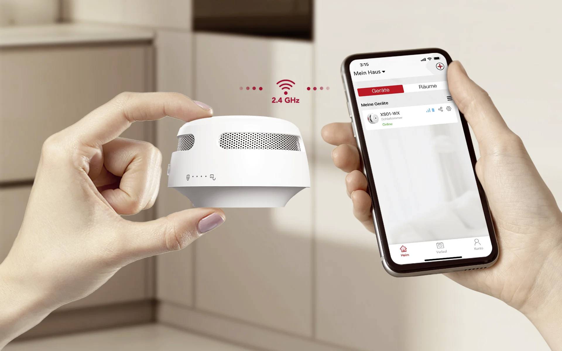 A person is holding a smoke detector next to a smartphone. Connection and app details are visible on the mobile phone screen.