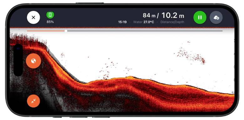 Sonar depth app screen showing seabed profile with fish marks, depth 84 m, distance 10.2 m, water 27.0°C, and pause button.