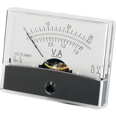 Analogue ammeter with scale from 0 to 3 amperes and 0 to 30 volts. Pointer indicating 1.5 amperes. Instrument for DC measurement.