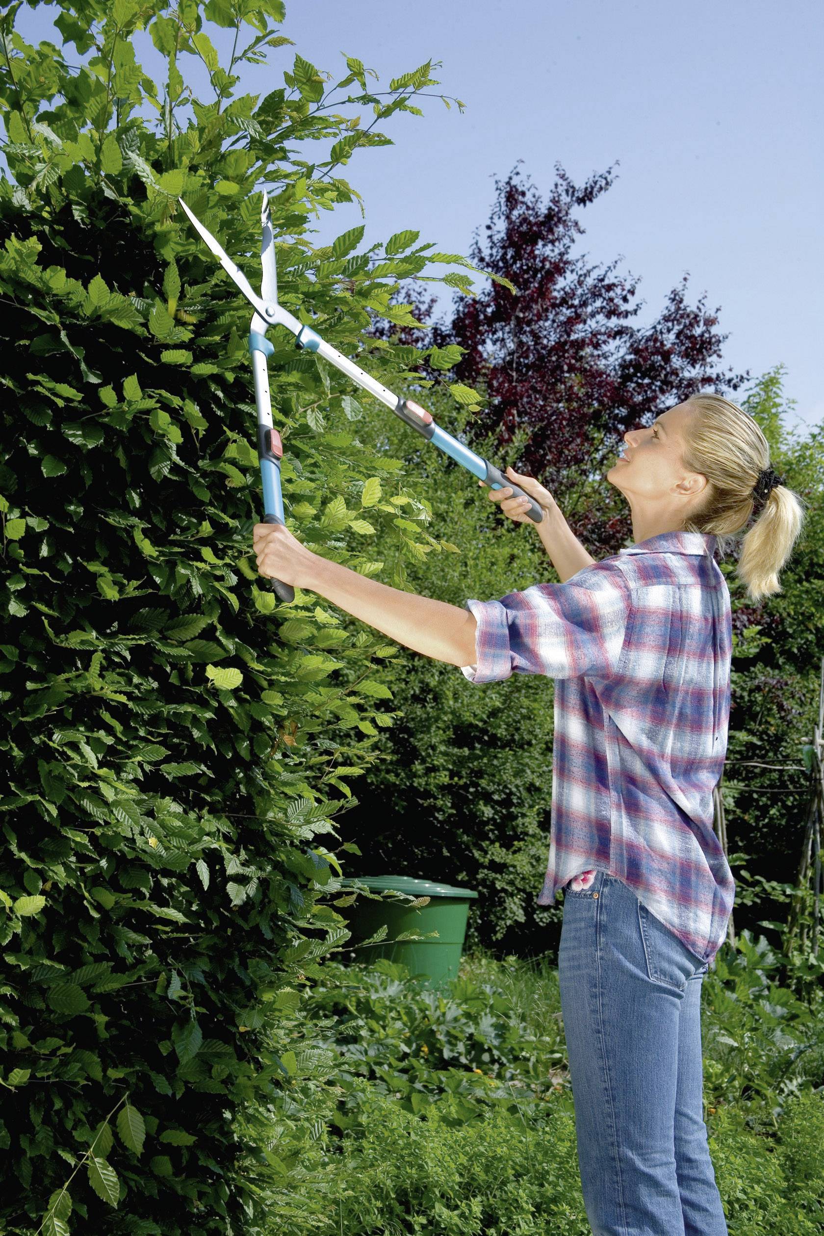 GARDENA 700 T Manual Telescopic hedge trimmer