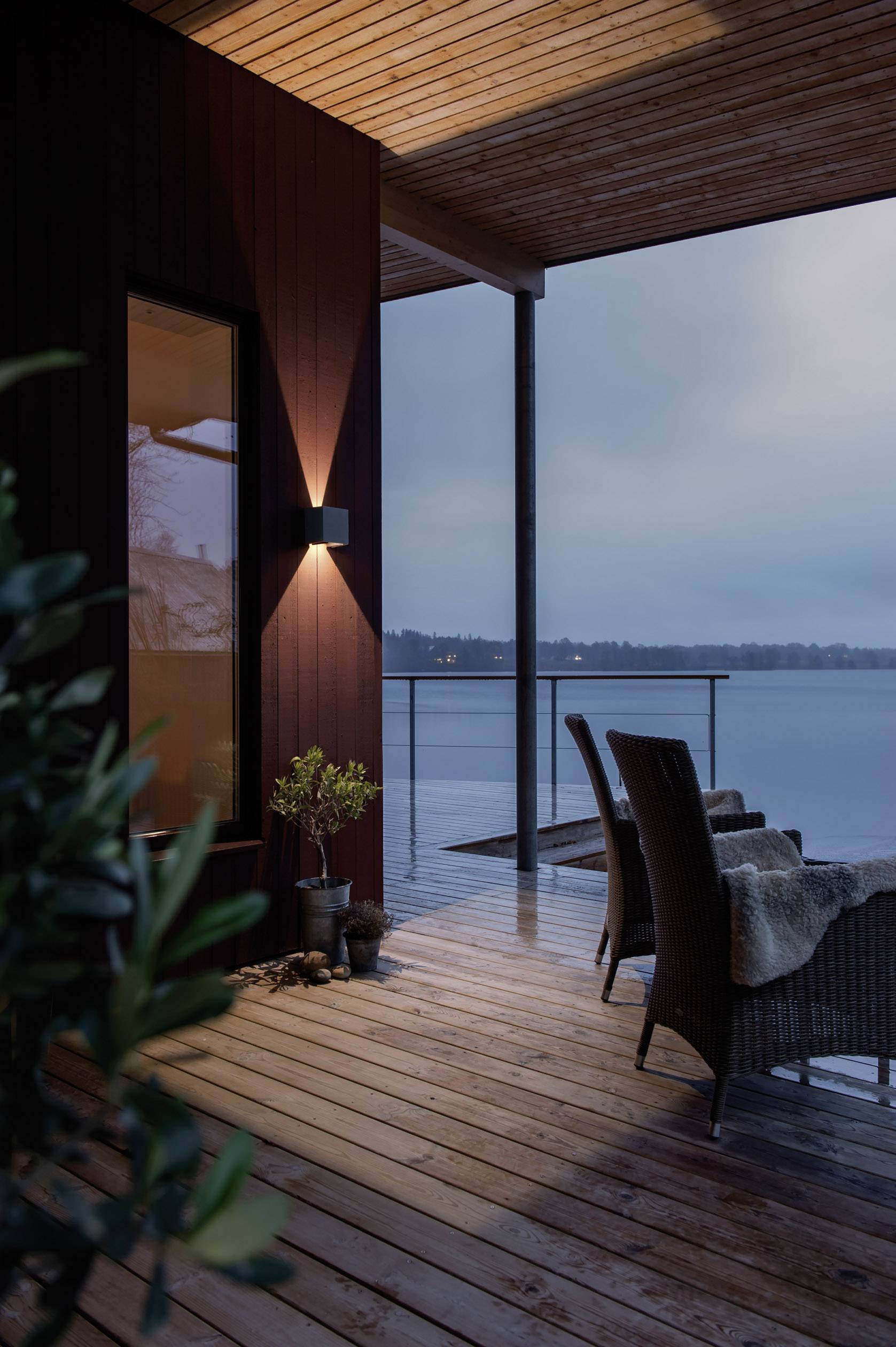 Konstsmide Cremona 7959-370 LED outdoor wall light EEC: G (A - G) LED (monochrome) Built-in LED 6 W Anthracite