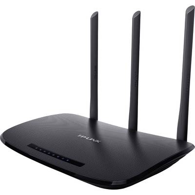 Black Wi-Fi router with three aerials, model label 'TP-LINK', LED indicators on the front.