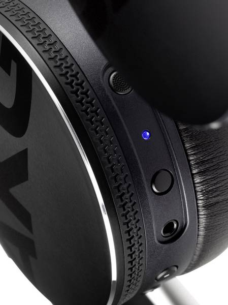 AKG Harman Y50BT On-ear headphones On-ear Black | Conrad.com