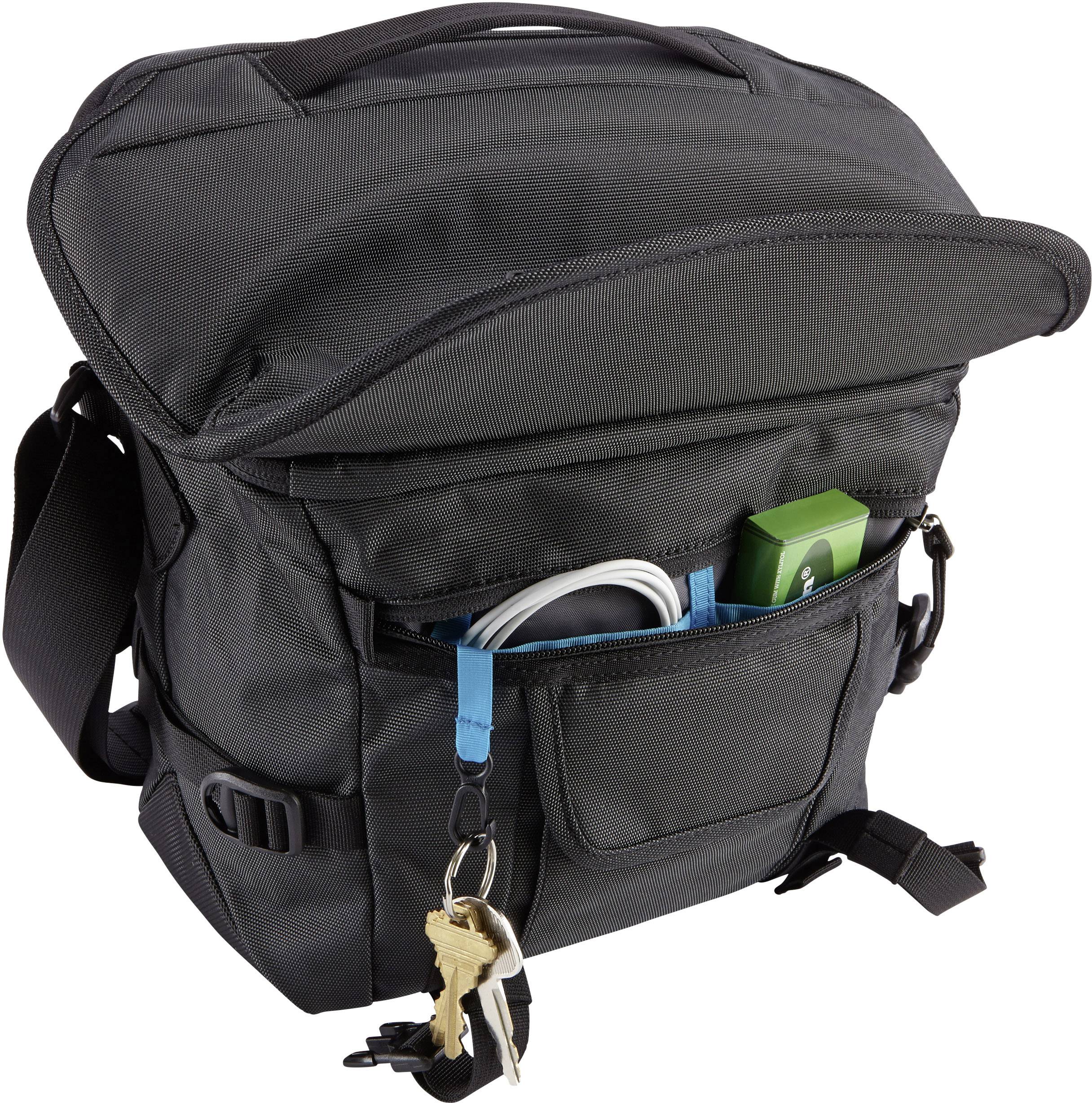 thule covert satchel