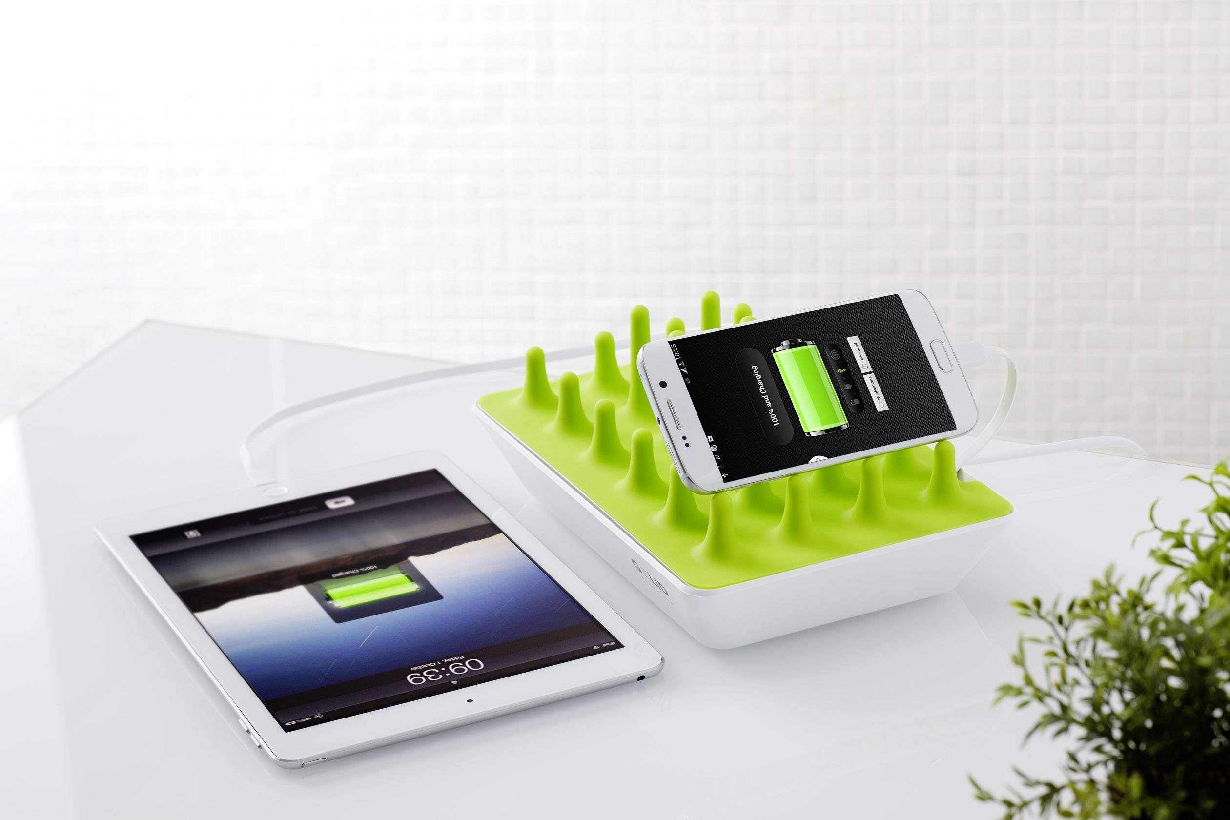 Gelid PC-CH02-A USB charger 48 W Mains socket Max. output current 9600 mA USB, Micro USB No. of outputs: 4 x Auto-Detect-2