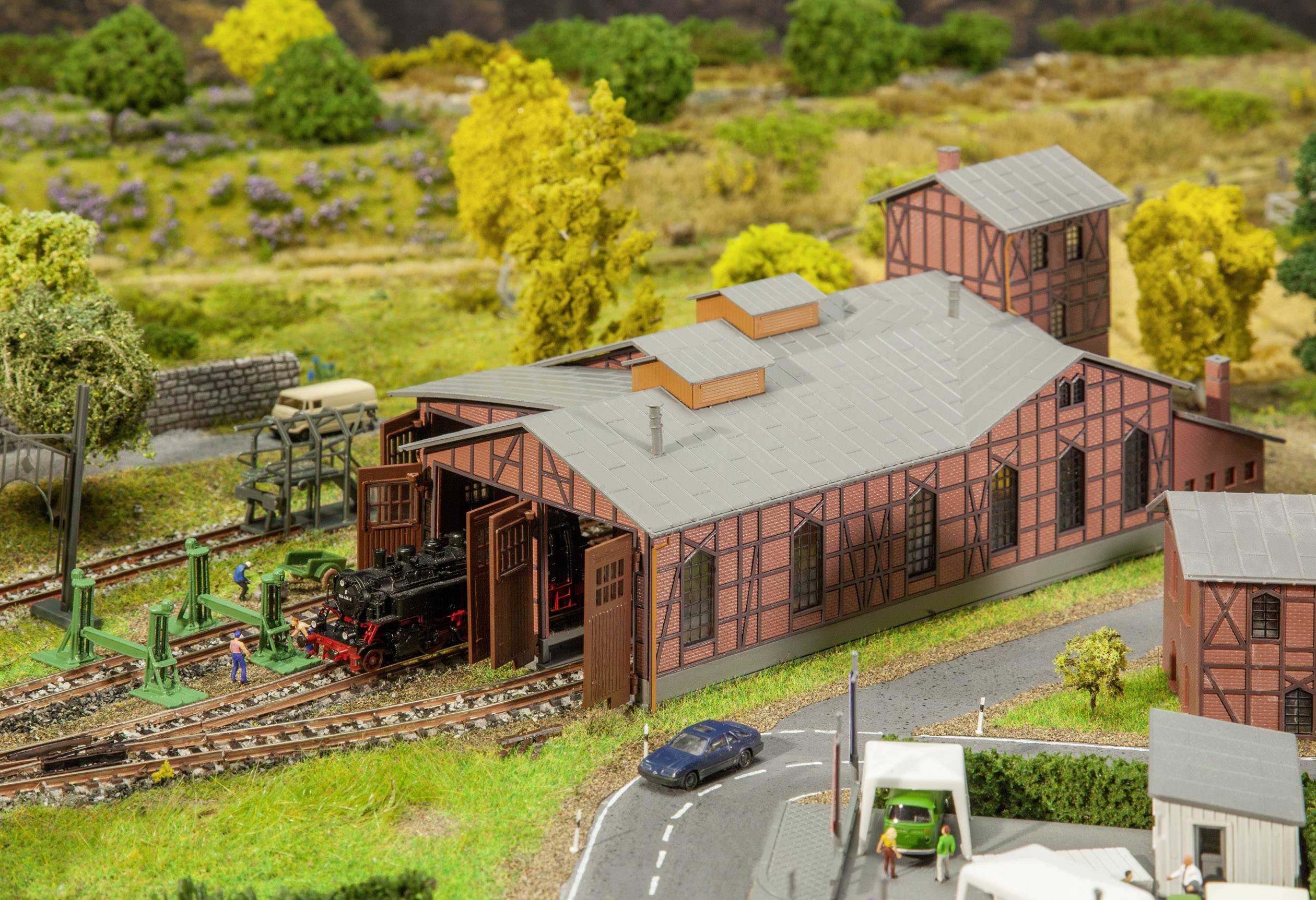 Faller 222113 N Bw-Set engine shed