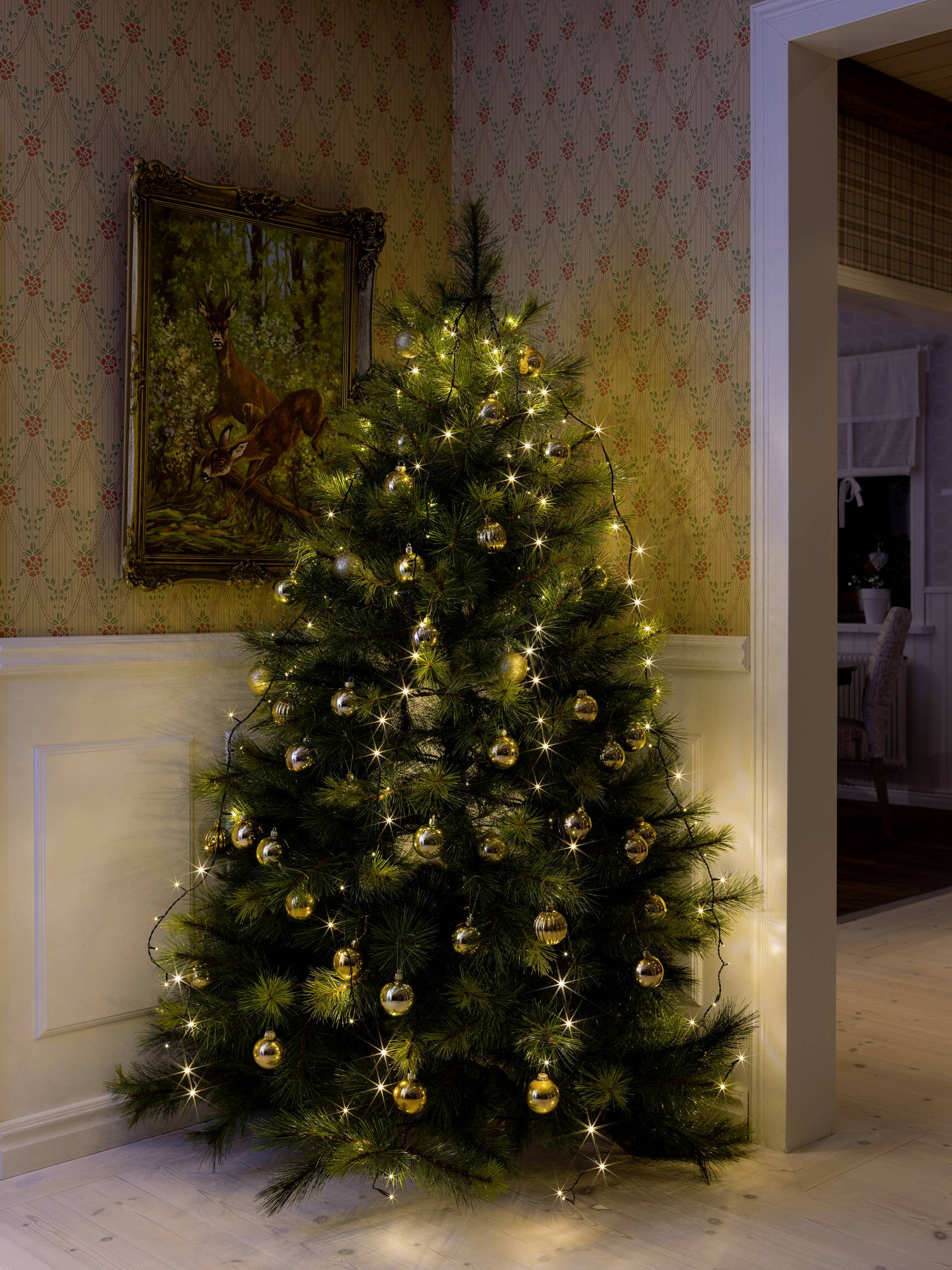 Konstsmide 6362-120 LED Christmas tree chain lights EEC: G (A - G) No. of bulbs 250 LED (monochrome) Warm white Illuminated length: 3 m