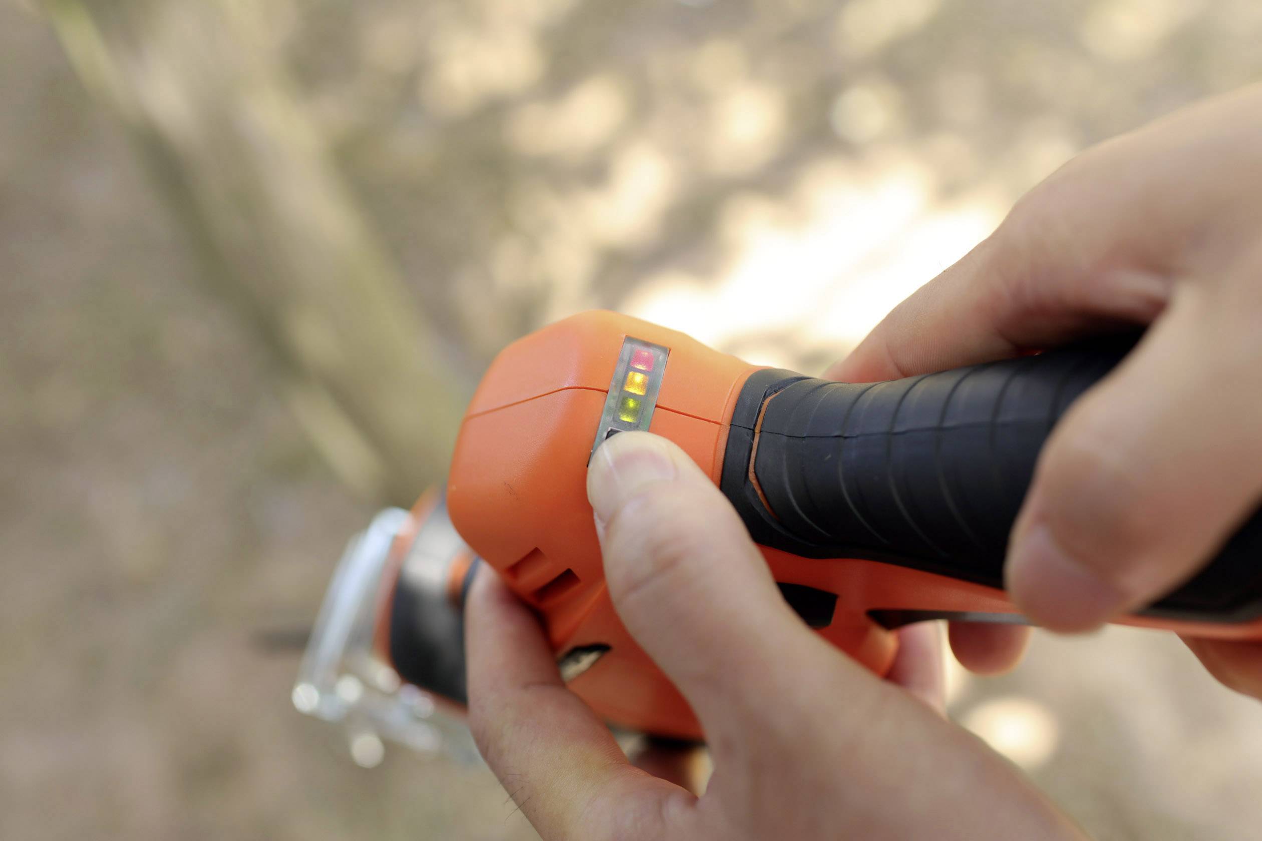 YARD FORCE Rechargeable battery GDGS12 Garden saw GDGS12 200 mm-2